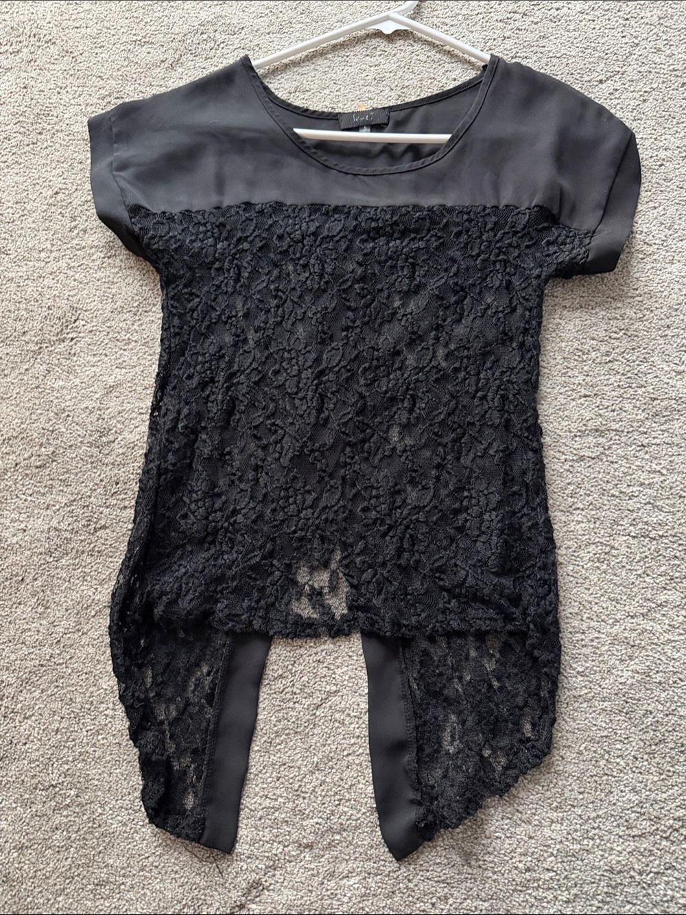Black Lace High-Low Short Sleeve Blouse small